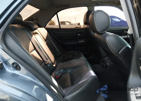 2004 Lexus Is 300 z USA, uszkodzony, nr VIN JTHBD192140093736